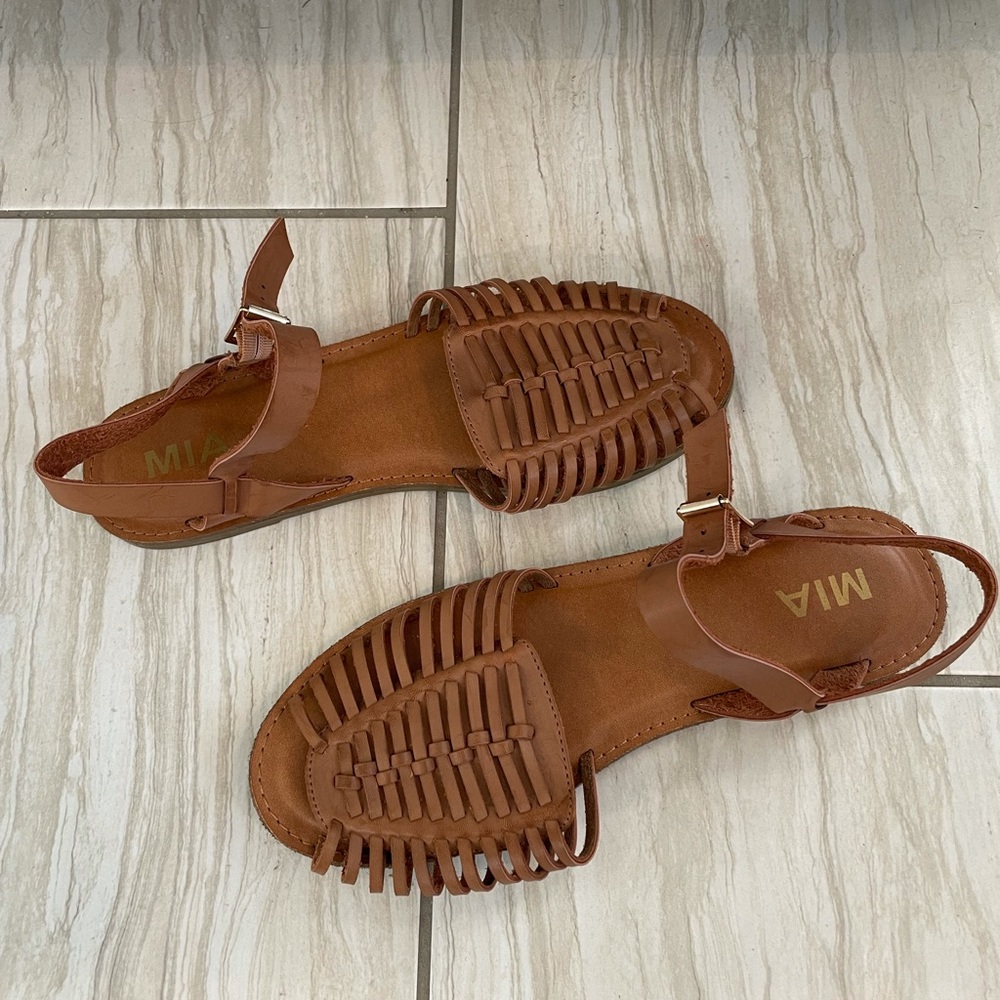 Brown Mia Sandals. Size 7.5. Only wore once!